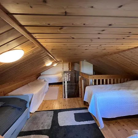 Kotamaeki B بيت للعطل *